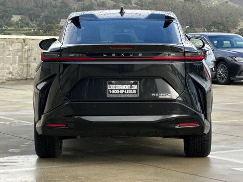 Used 2023 Lexus RZ 450e Premium image 10