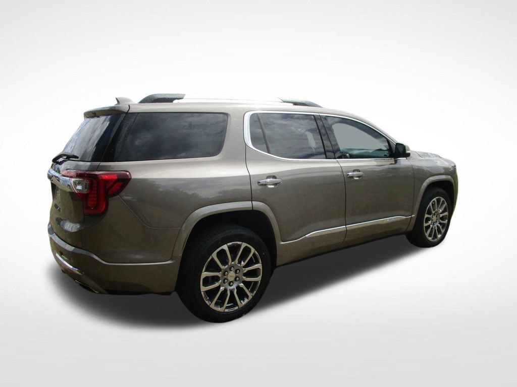 Used 2023 GMC Acadia Denali w/ Denali Ultimate Package FWD image 10