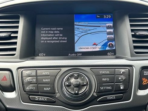 Used 2019 Nissan Pathfinder SL AWD/4WD image 46