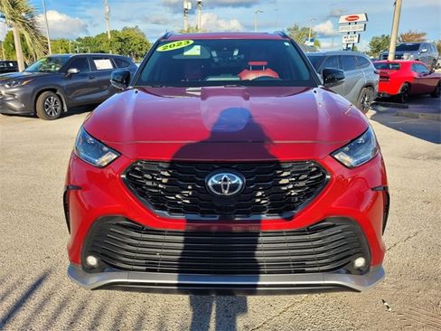 Used 2023 Toyota Highlander XSE image 19