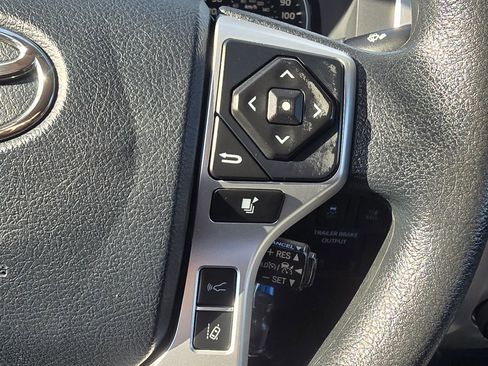 Used 2018 Toyota Tundra SR5 w/ TRD Off Road Package AWD/4WD image 20