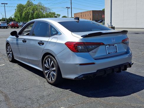 Used 2023 Honda Civic EX image 4