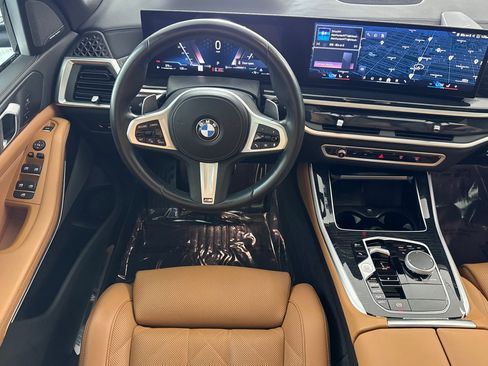 Certified 2025 BMW X5 xDrive40i w/ M Sport Package AWD/4WD image 32