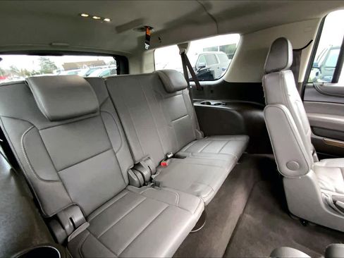 Used 2019 GMC Yukon XL Denali w/ Open Road Package image 19