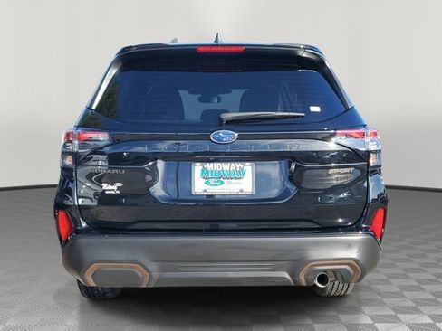 Used 2025 Subaru Forester Sport image 5