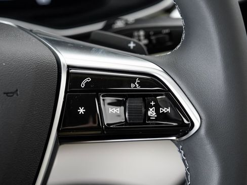 Used 2025 Audi A7 3.0T Premium image 13