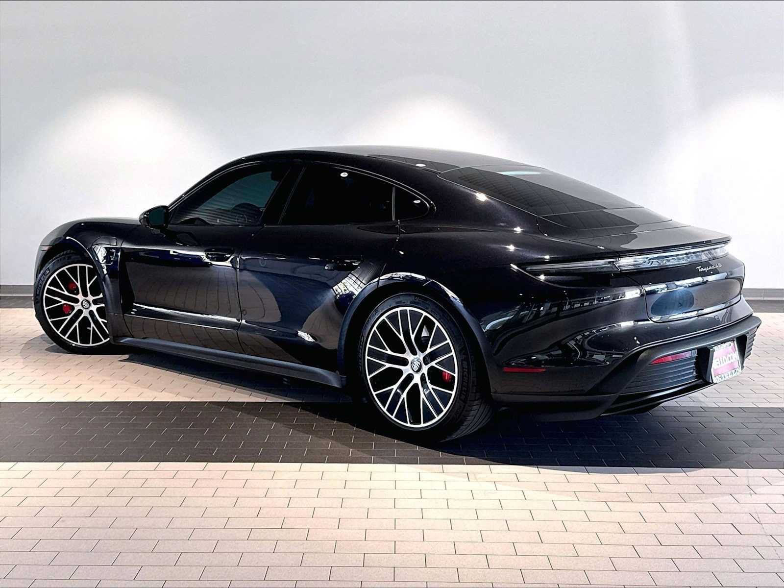 Used 2021 Porsche Taycan 4S AWD/4WD image 3