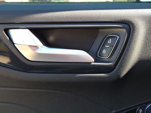 New 2026 Ford Escape ST-Line w/ Tech Pack #1 image 18