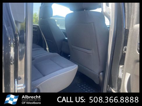 Used 2018 GMC Sierra 1500 SLE w/ SLE Value Package AWD/4WD image 16