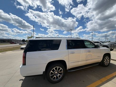 Used 2015 GMC Yukon XL Denali AWD/4WD image 14