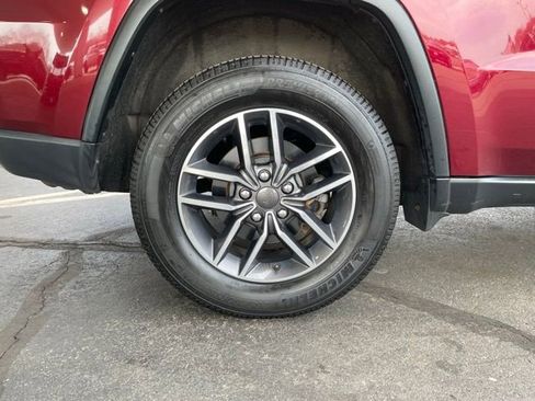Used 2019 Jeep Grand Cherokee Limited AWD/4WD image 38