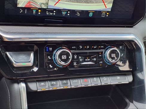 Used 2023 GMC Sierra 1500 Denali image 10