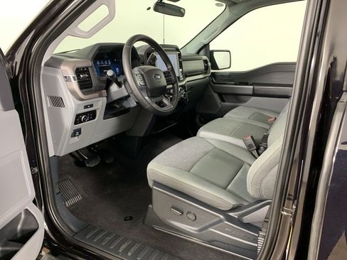 Used 2025 Ford F150 XLT w/ Equipment Group 301A Standard image 27