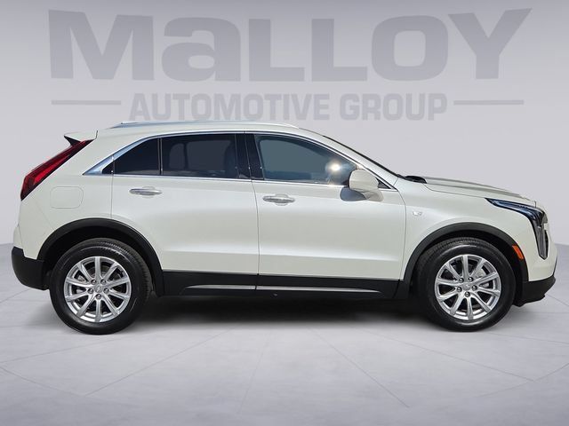 Certified 2023 Cadillac XT4 Luxury w/ Cold Weather Package AWD/4WD image 6