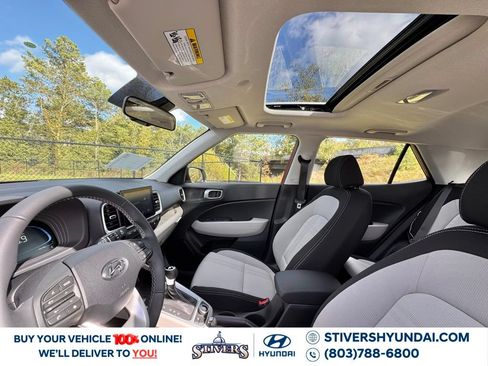 Certified 2026 Hyundai Venue SEL FWD image 16