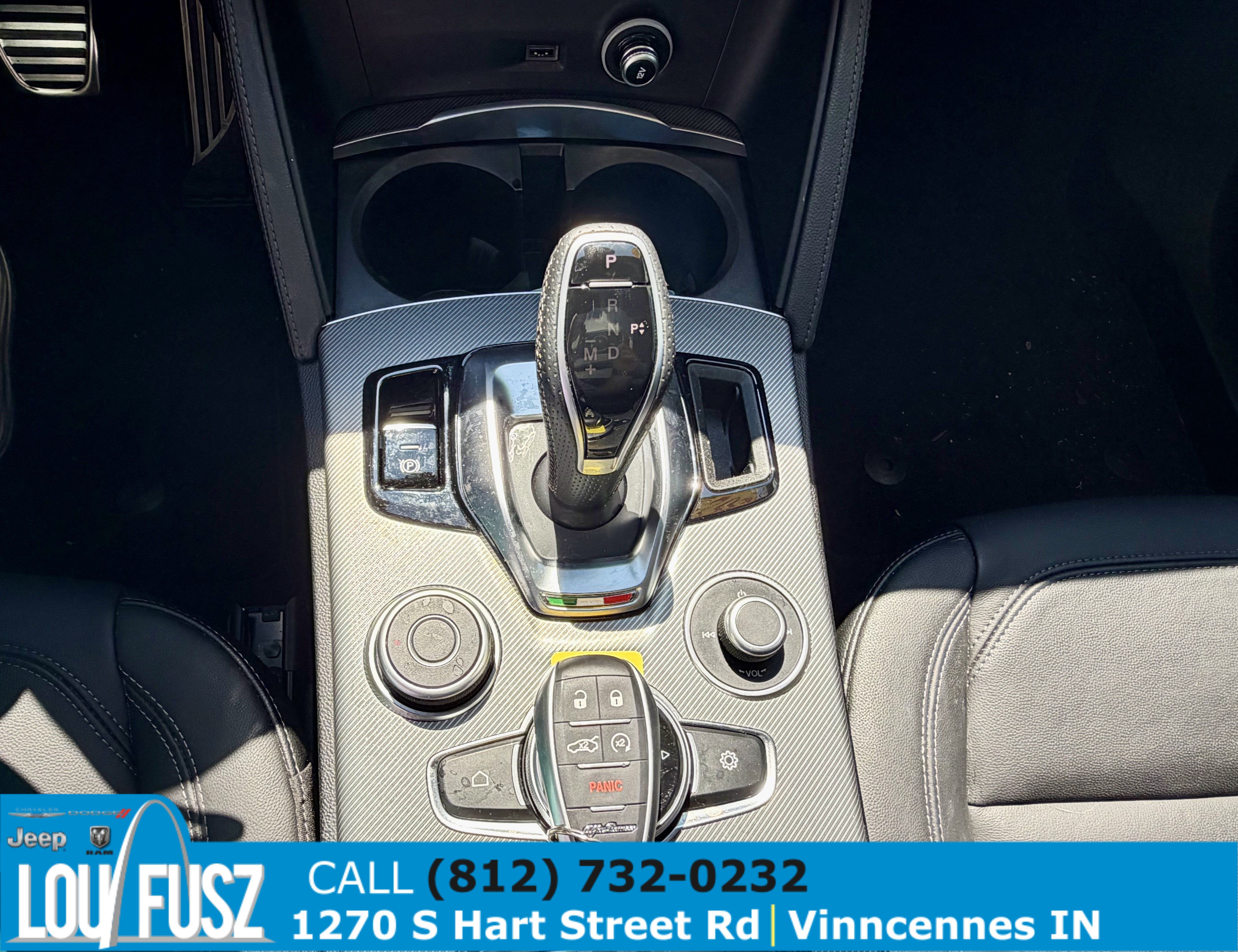 Used 2025 Alfa Romeo Stelvio Sprint w/ Convenience Package AWD/4WD image 17