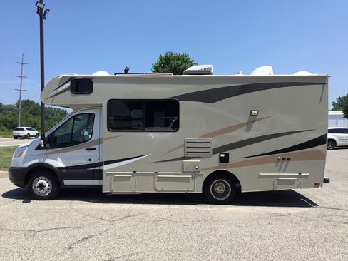 Used 2018 Ford Transit 350 156 DRW w/ Motorhome Prep Package RWD image 10