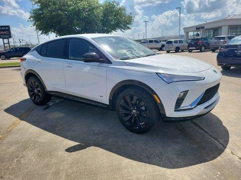 New 2026 Buick Envista Sport Touring w/ Convenience I Package image 1