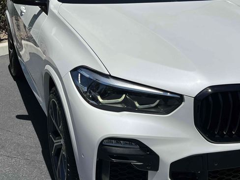 Used 2019 BMW X5 xDrive50i w/ M Sport Package AWD/4WD image 53