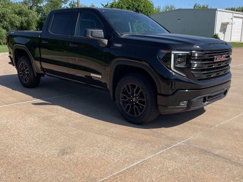 Used 2025 GMC Sierra 1500 Elevation AWD/4WD image 6