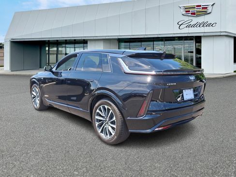 Certified 2024 Cadillac Lyriq Sport AWD/4WD image 3