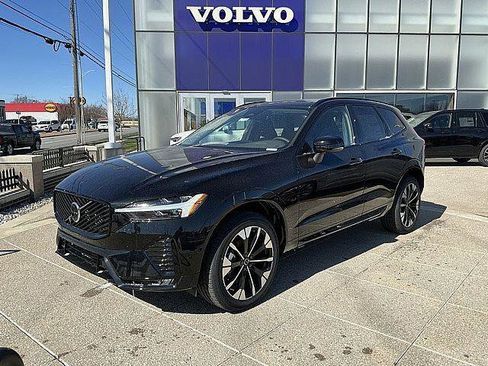 New 2026 Volvo XC60 B5 Plus w/ Protection Package Premier AWD/4WD image 3