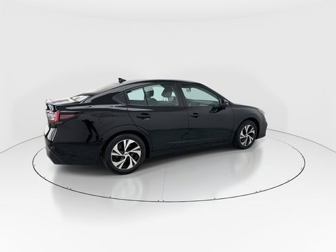 Used 2023 Subaru Legacy Premium image 8