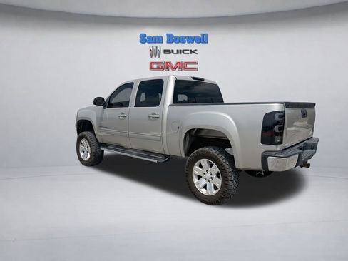 Used 2007 GMC Sierra 1500 SLT w/ SLE/SLT Trailering Package AWD/4WD image 7
