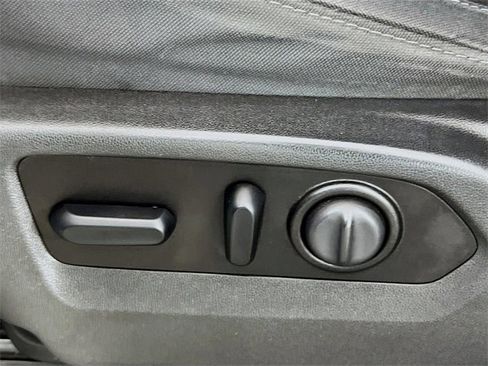 Used 2020 Chevrolet Silverado 1500 RST image 19