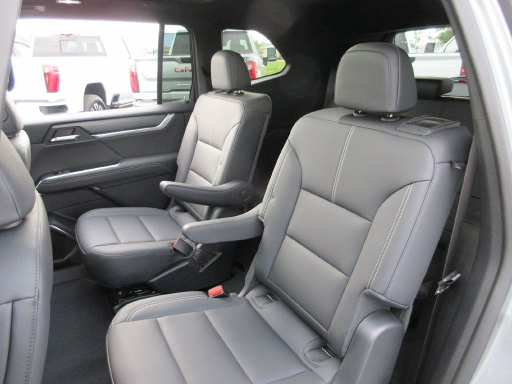 Certified 2024 GMC Acadia Elevation w/ Luxury Package FWD image 22