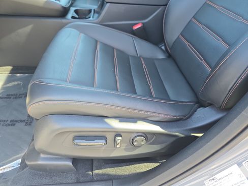 Used 2025 Honda CR-V Sport-L image 29