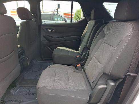 Used 2023 Chevrolet Traverse LT w/ LPO, Floor Liner Package AWD/4WD image 10