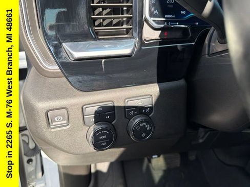 Used 2023 Chevrolet Silverado 1500 LT AWD/4WD image 17