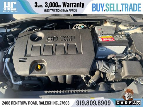 Used 2019 Toyota C-HR XLE FWD image 29