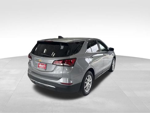 Used 2024 Chevrolet Equinox LT AWD/4WD image 5
