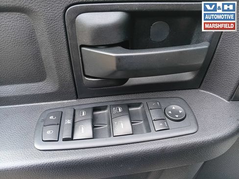 Used 2017 RAM 2500 Tradesman w/ Chrome Appearance Group AWD/4WD image 15