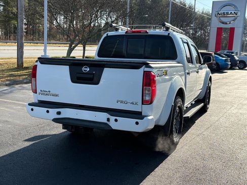 Certified 2021 Nissan Frontier PRO-4X w/ Pro-4x Utility Package image 7