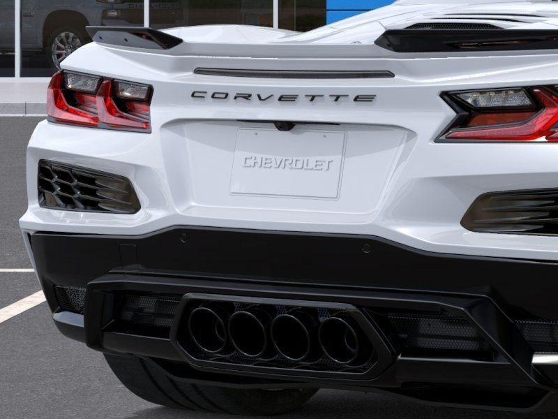 New 2027 Chevrolet Corvette Z06 w/ Stealth Interior Trim Package RWD image 16