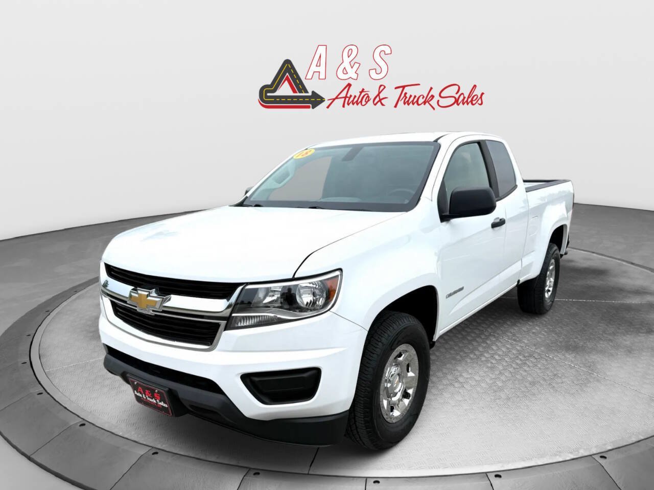 Used 2018 Chevrolet Colorado W/T w/ WT Convenience Package RWD image 3