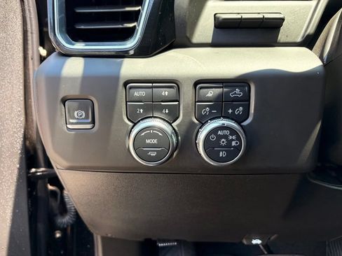 Used 2025 GMC Sierra 1500 Denali Ultimate AWD/4WD image 26