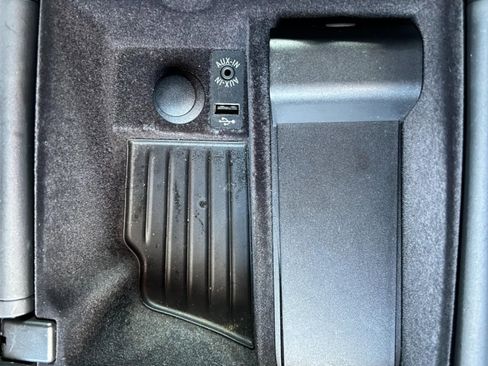 Used 2013 BMW 550i Sedan image 16