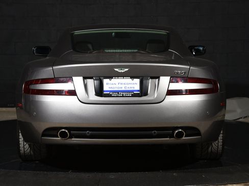 Used 2005 Aston Martin DB9 Coupe RWD image 11