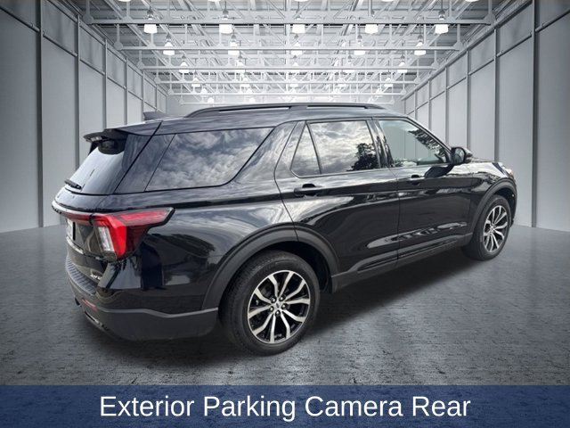 Used 2026 Ford Explorer ST-Line AWD/4WD image 2