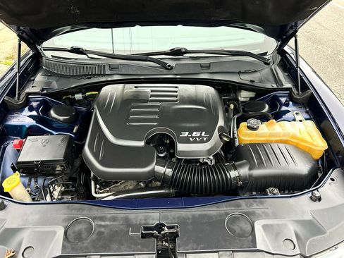 Used 2014 Dodge Charger SE image 11