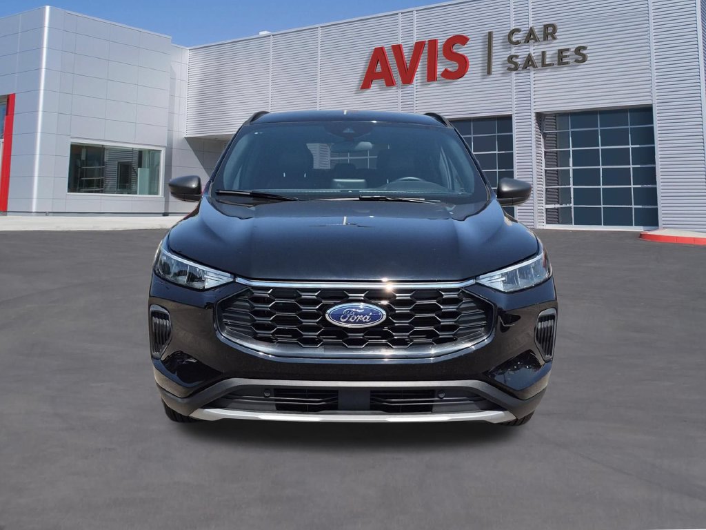 Used 2025 Ford Escape ST-Line AWD/4WD image 2