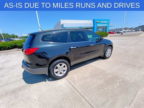 Used 2011 Chevrolet Traverse LT w/ Personal Connectivity Package FWD image 14