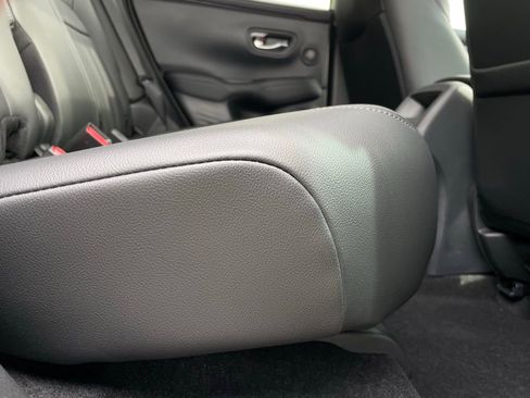 New 2026 Honda HR-V EX-L image 37