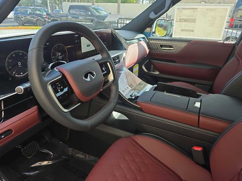 New 2026 INFINITI QX80 Autograph w/ Premium Cargo Package image 16