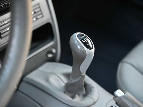 Used 2003 Porsche 911 Carrera 4S image 18