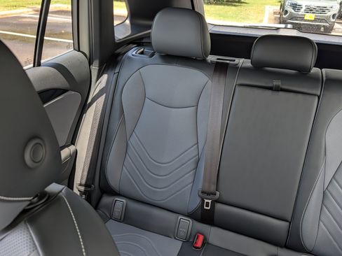 Certified 2026 Volkswagen Tiguan SE R-Line AWD/4WD image 12